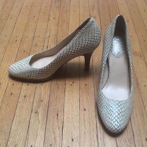 Cole Haan vintage croc print Leather Pumps